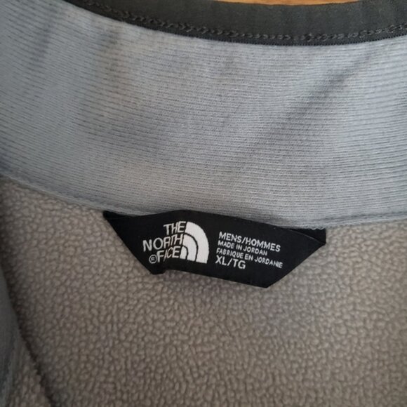 The North Face Men's Gray Canyonlands 1/2 Zip - Picture 2 of 3